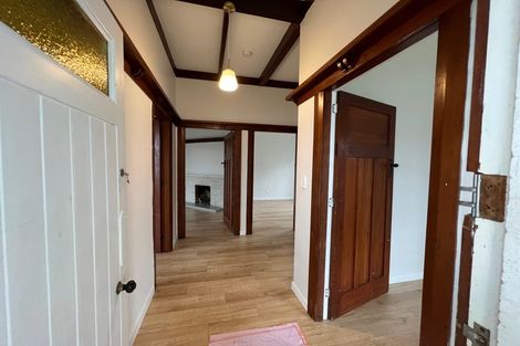 Photo of property in 9 Akarana Avenue, Mount Roskill, Auckland, 1041