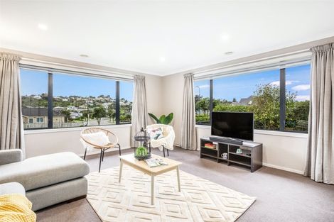 Photo of property in 12 Aotea Drive, Aotea, Porirua, 5024