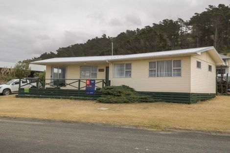 Photo of property in 86 Akitio Esplanade, Akitio, Pongaroa, 4991