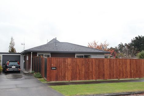 Photo of property in 15 Newton Place, Westbrook, Palmerston North, 4412