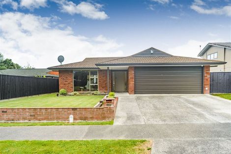 Photo of property in 102 Waterloo Crescent, Hokowhitu, Palmerston North, 4410