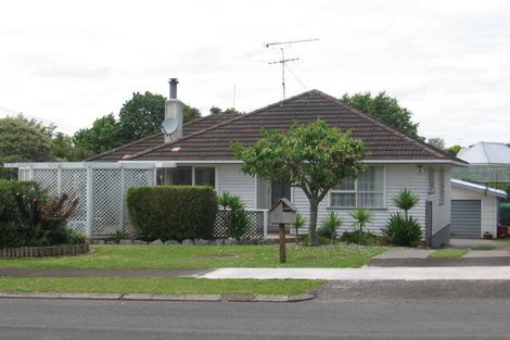 Photo of property in 7 Ware Place, Pakuranga Heights, Auckland, 2010