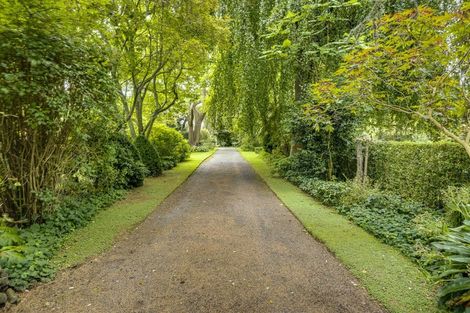 Photo of property in 37 Farmlet Road, Karamu, Hastings, 4172