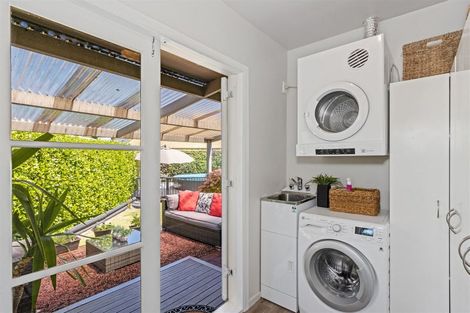 Photo of property in 39 Rossiter Avenue, Redwood, Christchurch, 8051