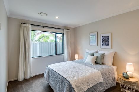 Photo of property in 28 Orotu Drive, Poraiti, Napier, 4112