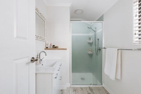 Photo of property in 54 Oreti Crescent, Papamoa Beach, Papamoa, 3118