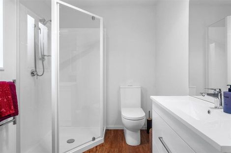 Photo of property in 124 Springfield Road, St Albans, Christchurch, 8014