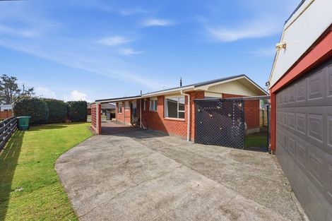 Photo of property in 21 Truby King Street, Merrilands, New Plymouth, 4312