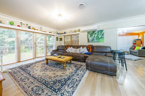Photo of property in 11 Scenic Drive, Hillpark, Auckland, 2102