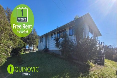 Photo of property in 54 Davidson Crescent, Tawa, Wellington, 5028