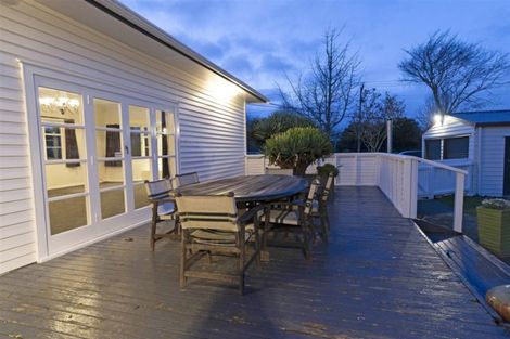 Photo of property in 25 Taupaki Road, Taupaki, Henderson, 0782