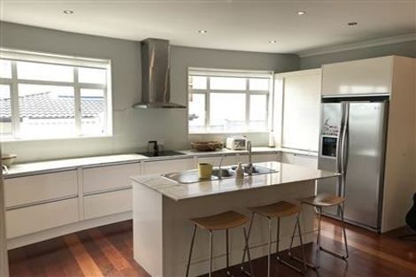 Photo of property in 11 Lismore Way, Oteha, Auckland, 0632