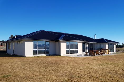 Photo of property in 19 Mistake Drive, Lake Tekapo, 7999
