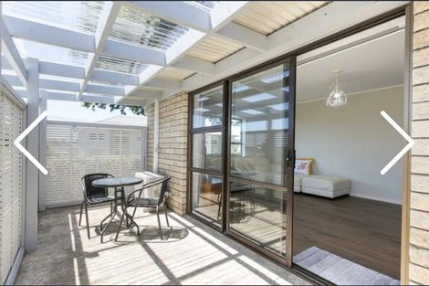 Photo of property in 1/2 West Street, Papakura, 2110