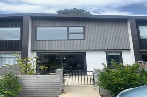 Photo of property in 24 Rua Kai Way, Brooklyn, Wellington, 6021