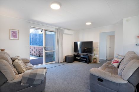 Photo of property in 24a Hiwi Crescent, Titahi Bay, Porirua, 5022