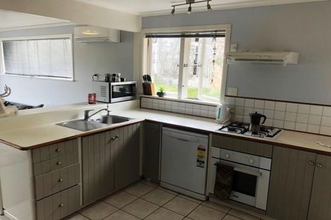 Photo of property in 64 Forest Lake Road, Forest Lake, Hamilton, 3200