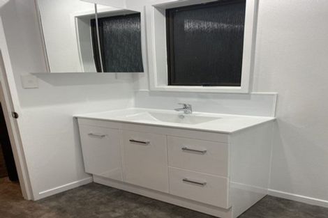 Photo of property in 8a Toi Street, Tawhero, Whanganui, 4501