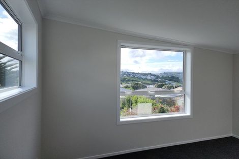 Photo of property in 40a Waiuta Street, Titahi Bay, Porirua, 5022