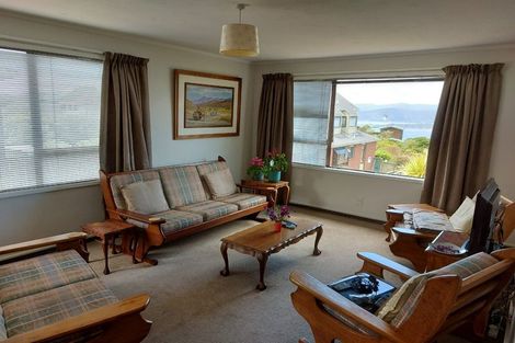 Photo of property in 23 Gurkha Crescent, Khandallah, Wellington, 6035