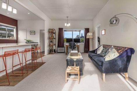Photo of property in 2 John Street, Titahi Bay, Porirua, 5022