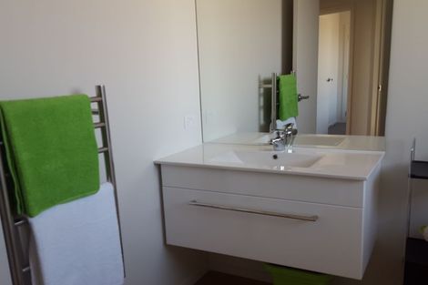 Photo of property in 2 Wicklow Street, Cromwell, 9310