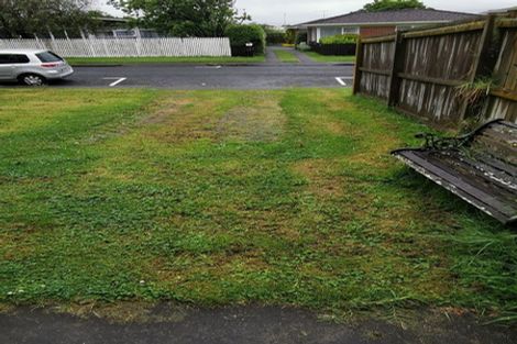 Photo of property in 1/7 Evelyn Place, Hillcrest, Auckland, 0627