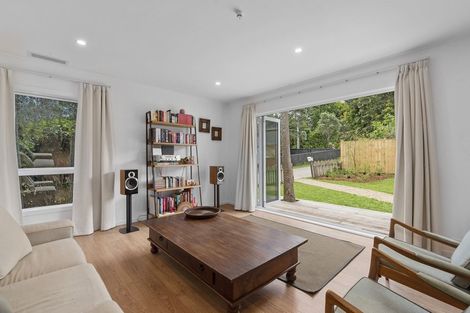 Photo of property in 4/203 Lake Road, Belmont, Auckland, 0622