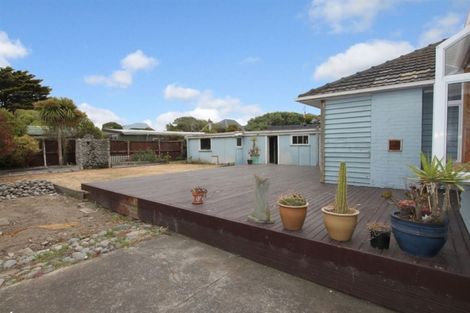 Photo of property in 338 Marine Parade, New Brighton, Christchurch, 8061