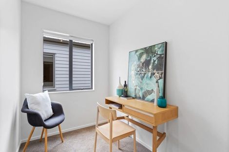 Photo of property in 15 Aquamarine Road, Rosehill, Papakura, 2113