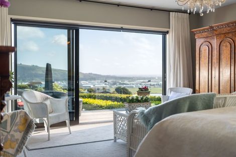 Photo of property in 285 Cannon Hill Crescent, Mount Pleasant, Christchurch, 8081