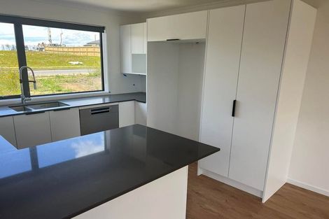 Photo of property in 14 Paul Way, Pokeno, 2402