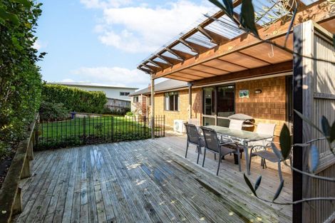 Photo of property in 12 Iris Place, Grandview Heights, Hamilton, 3200