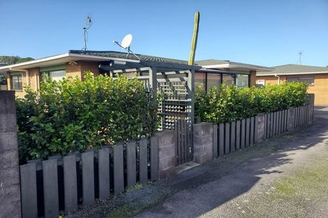 Photo of property in 6c Holsworthy Road, Lower Vogeltown, New Plymouth, 4310