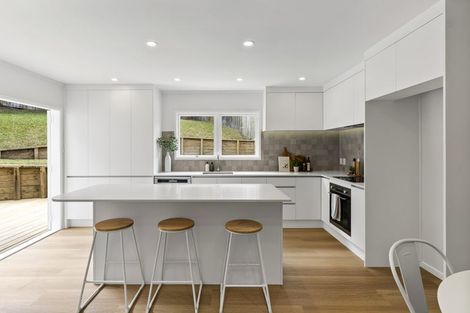 Photo of property in 36 Beaudine Avenue, Glenfield, Auckland, 0629