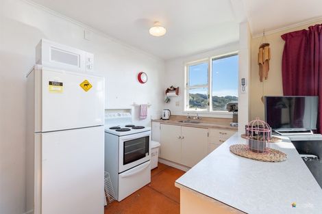 Photo of property in 6 Ash Grove, Ranui, Porirua, 5024