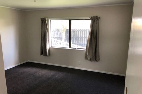 Photo of property in 1/38 Maplesden Drive, Clendon Park, Auckland, 2103