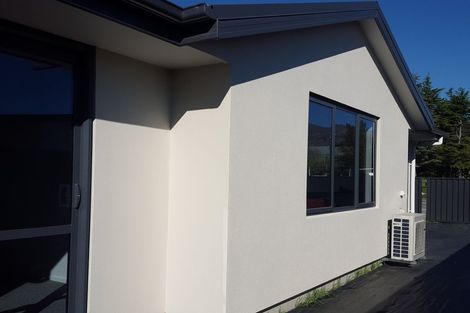 Photo of property in 2 Wicklow Street, Cromwell, 9310