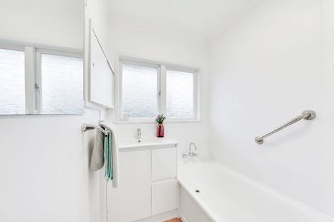 Photo of property in 1/10 Ranfurly Road, Papatoetoe, Auckland, 2104