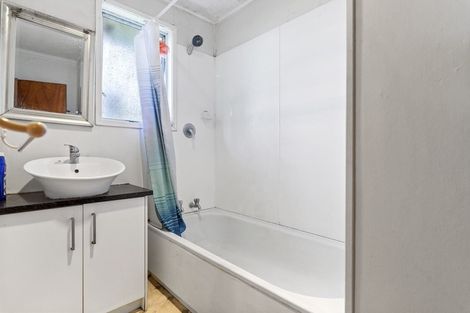 Photo of property in 26 Jameson Avenue, Fenton Park, Rotorua, 3010