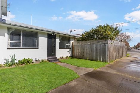 Photo of property in 2/42 Mathesons Road, Phillipstown, Christchurch, 8011