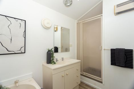 Photo of property in 10 Ure Street, South Hill, Oamaru, 9400