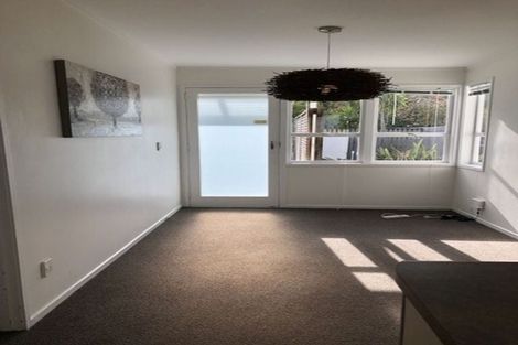 Photo of property in 43 Richards Avenue, Forrest Hill, Auckland, 0620