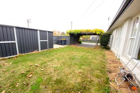 Photo of property in 1/17 Woodford Terrace, Ilam, Christchurch, 8053