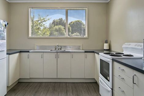 Photo of property in 27 Runuku Grove, Turangi, 3334