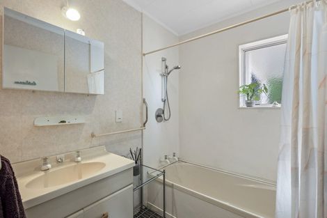 Photo of property in 3 Salcombe Terrace, Welbourn, New Plymouth, 4312