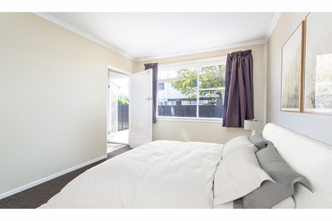 Photo of property in 2/25 Whitmore Street, Edgeware, Christchurch, 8013