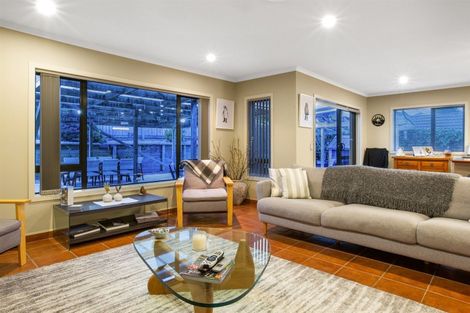 Photo of property in 6 Aotea Drive, Aotea, Porirua, 5024