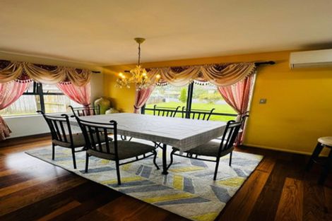 Photo of property in 2 Claywest Place, Glen Eden, Auckland, 0602