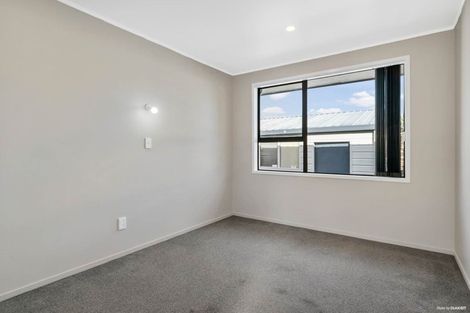 Photo of property in 2/42 Sutton Crescent, Papakura, 2110